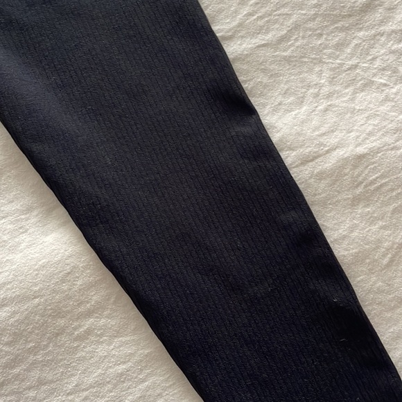 H&M Sport Ribbed Legging - Picture 3 of 7